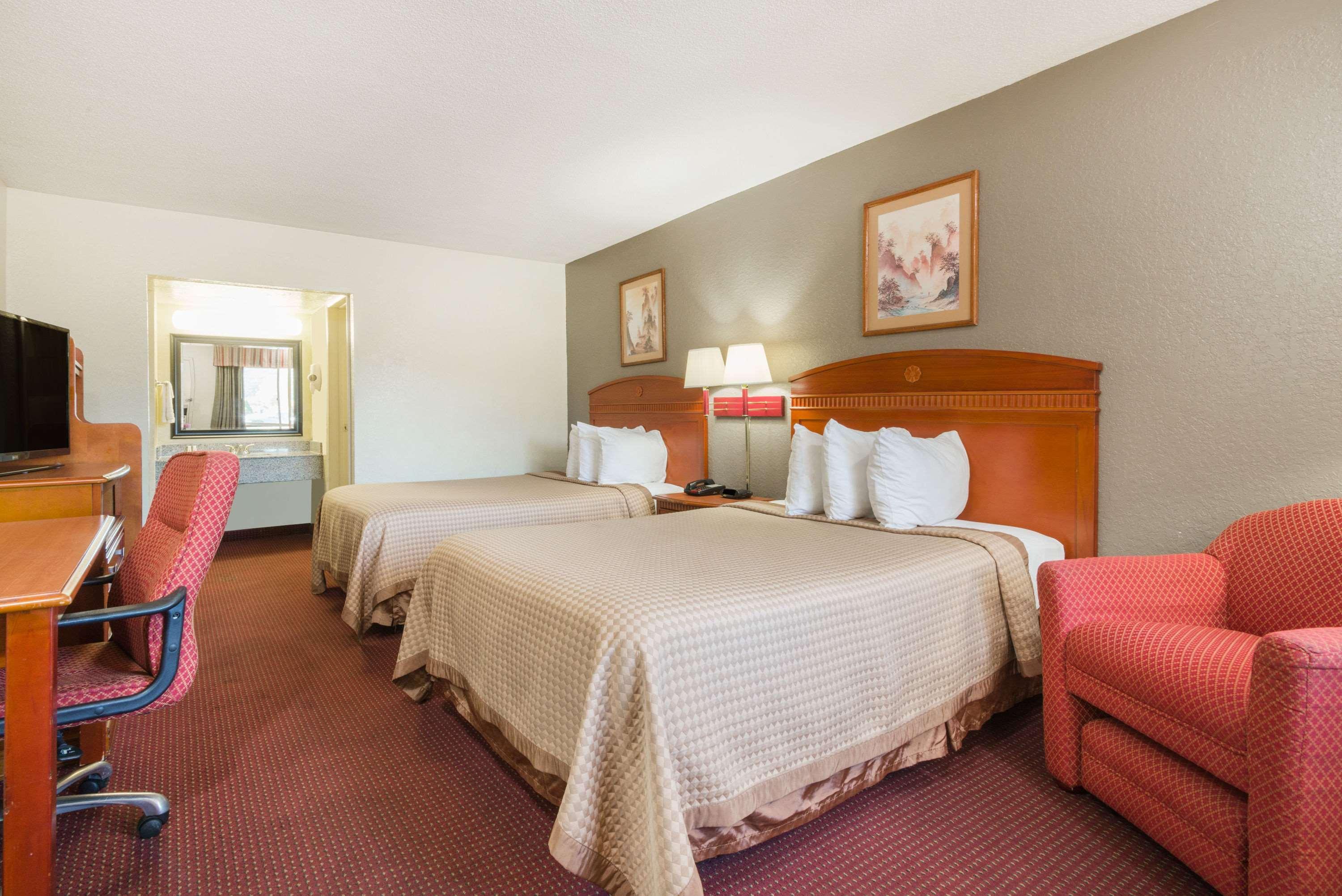 Days Inn By Wyndham Paintsville Dış mekan fotoğraf