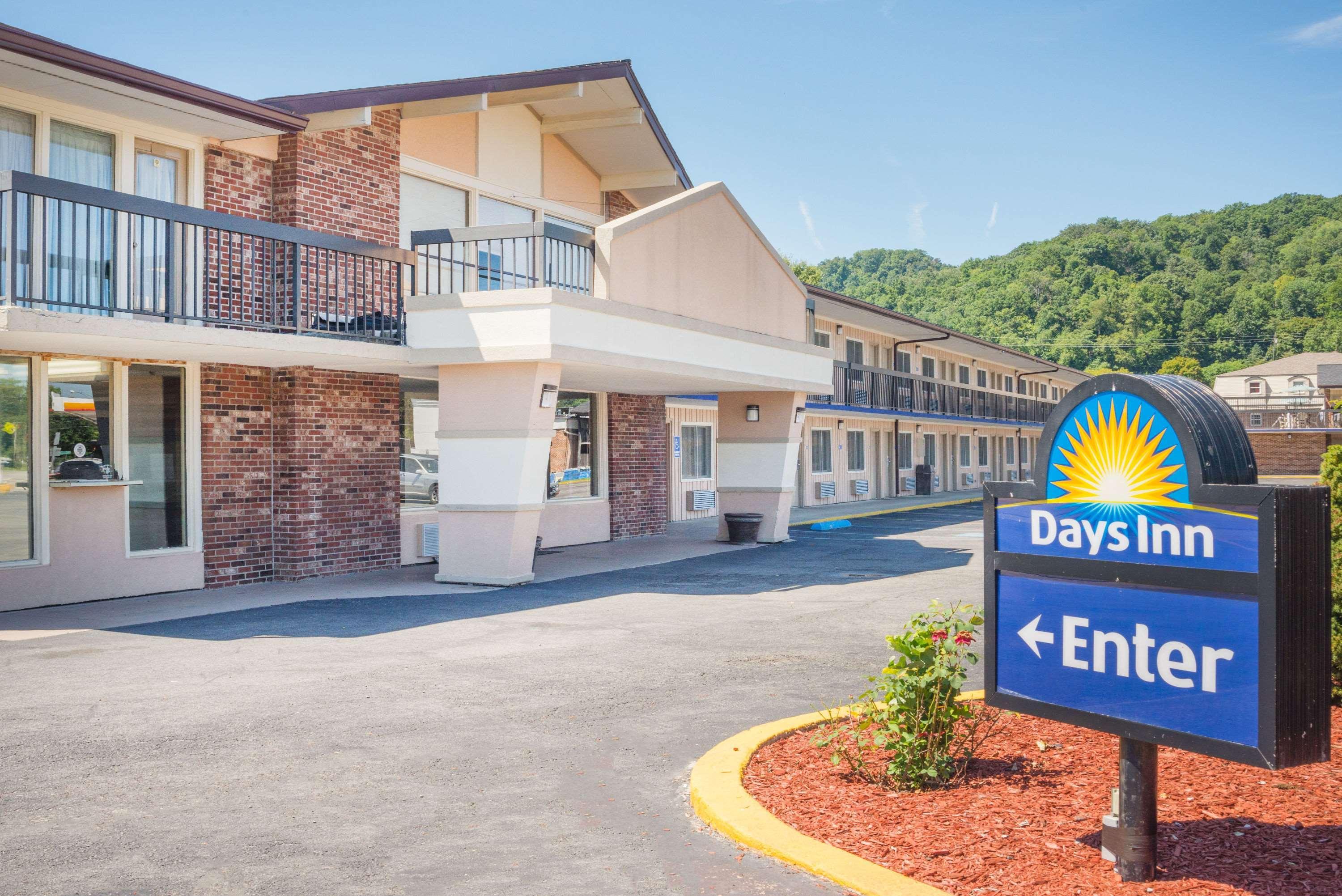 Days Inn By Wyndham Paintsville Dış mekan fotoğraf