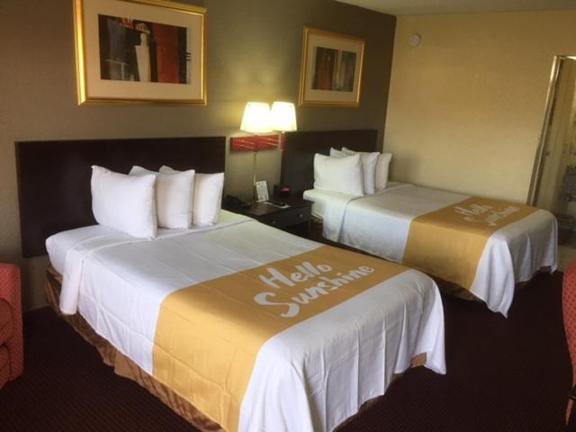 Days Inn By Wyndham Paintsville Dış mekan fotoğraf