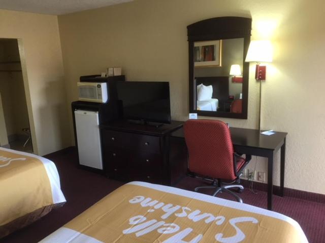 Days Inn By Wyndham Paintsville Dış mekan fotoğraf