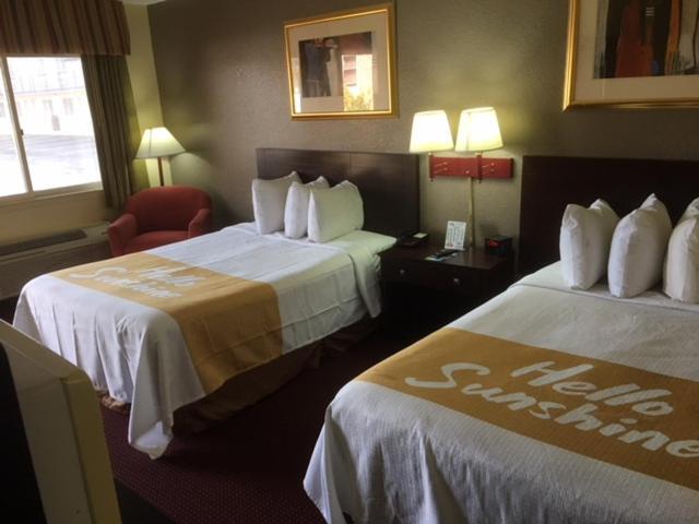Days Inn By Wyndham Paintsville Dış mekan fotoğraf